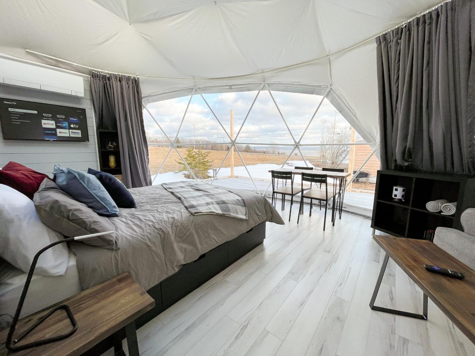 Port Wade Glamping Domes Victoria Beach Exterior foto