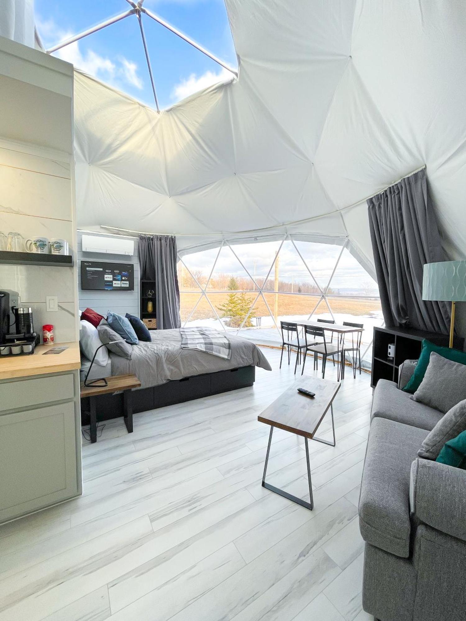 Port Wade Glamping Domes Victoria Beach Exterior foto